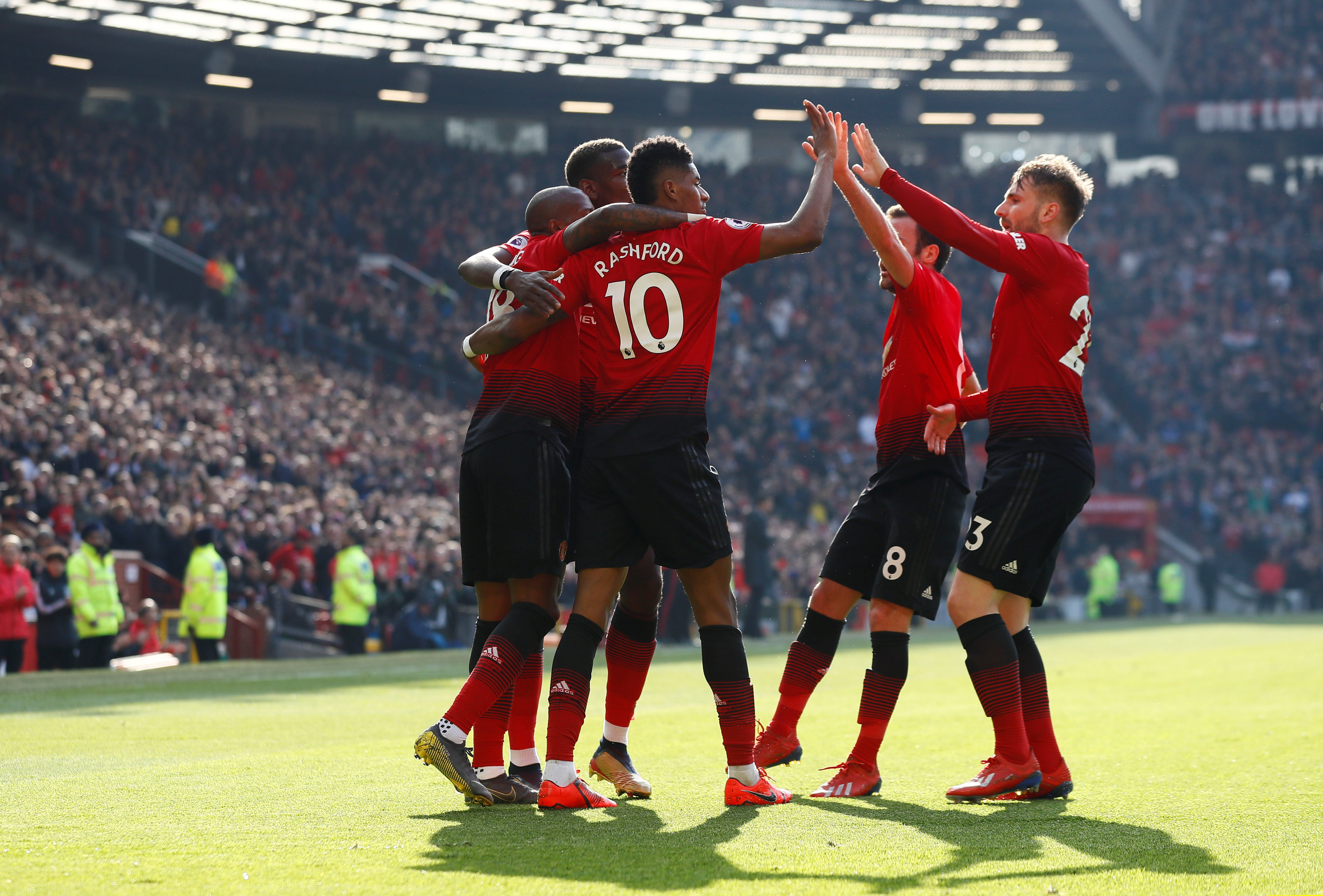 观众参与到 观众参与到